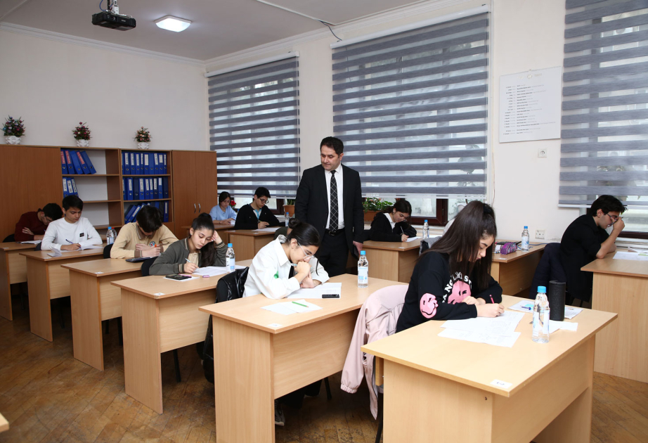 III Bakı Elm Olimpiadasının final mərhələsinin ilk turu keçirilib
