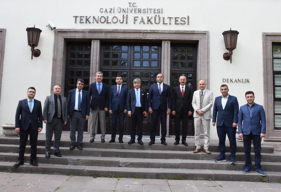 MDU-nun nümayəndə heyəti Qazi Universitetinin Texnoloji fakültəsini ziyarət edib