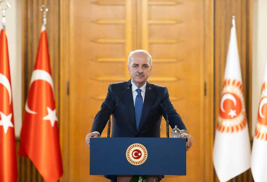 Türkiyə parlamentinin spikeri azərbaycanlı gəncləri qəbul edib