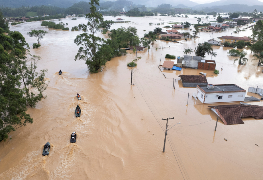 Меры помощи пострадавшим от наводнений обойдутся бюджету Бразилии в более 2 миллиарда долларов