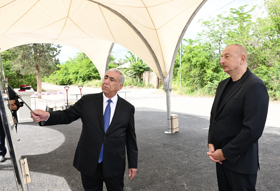 Präsident Ilham Aliyev legt Grundstein für Straßen- und Kommunikationsnetz der Stadt Zangilan  AKTUALISIERT VIDEO