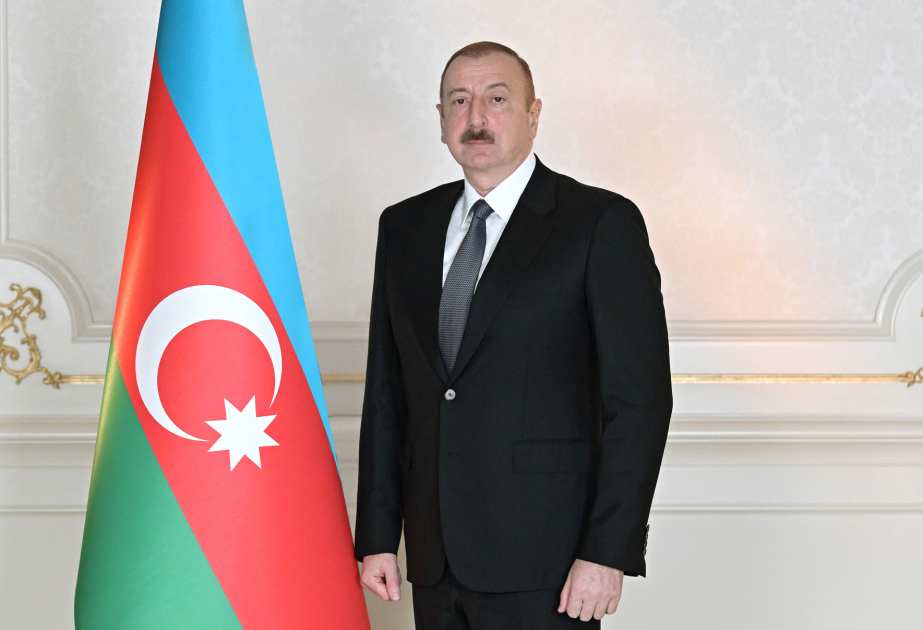 Präsident Ilham Aliyev kondoliert Irans Oberster Führer sein Beileid zum Tod von Irans Präsident und weiteren Personen