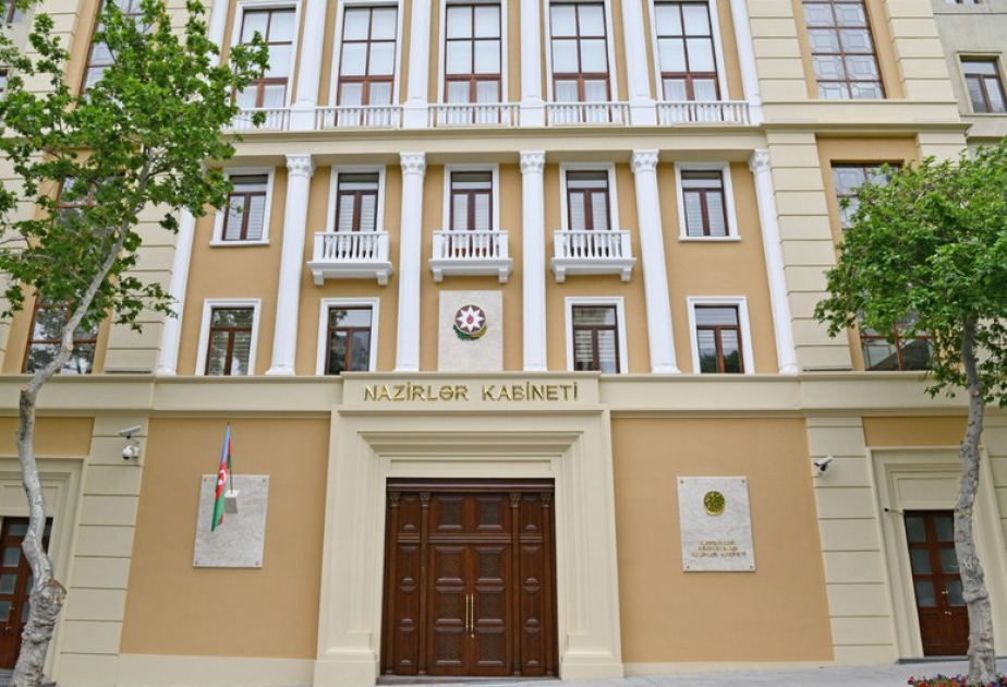 Azerbaijan`s Prime Minister extends condolences to Iran`s First Vice President