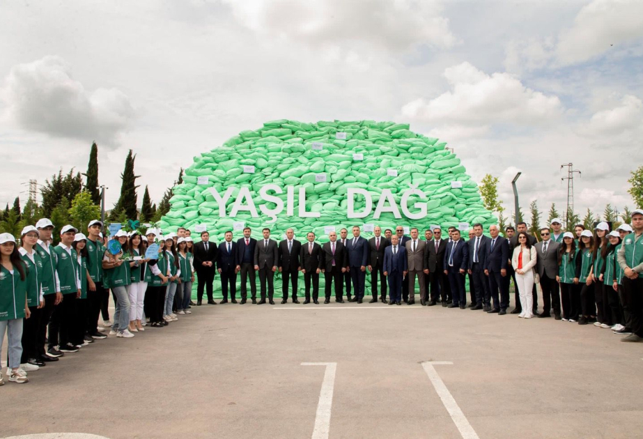 “ASAN xidmət”də “Yaşıl dağ” aksiyası təşkil olunub