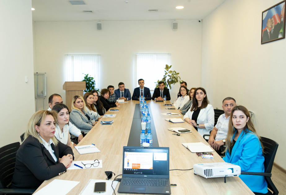 SXA müəssisələrinin əməkdaşları üçün “PR və kommunikasiyanın əsasları” mövzusunda təlim təşkil edilib