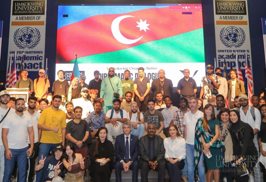 Malayziyalı tələbələr Azərbaycan mədəniyyəti haqqında məlumatlandırılıblar