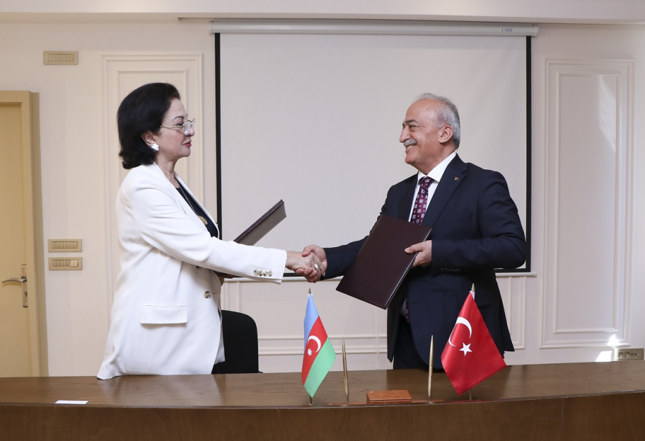 AzMİU ilə Atatürk Universiteti arasında əlaqələr genişlənir