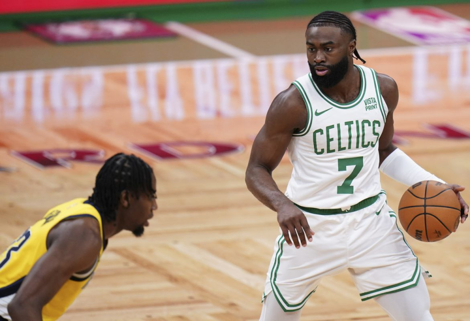 NBA: “Boston Seltiks” yarımfinalın ilk oyununda qalib gəlib