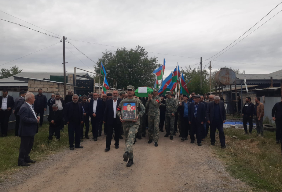 Останки шехида Эльбруса Исагова захоронены в Билясуваре