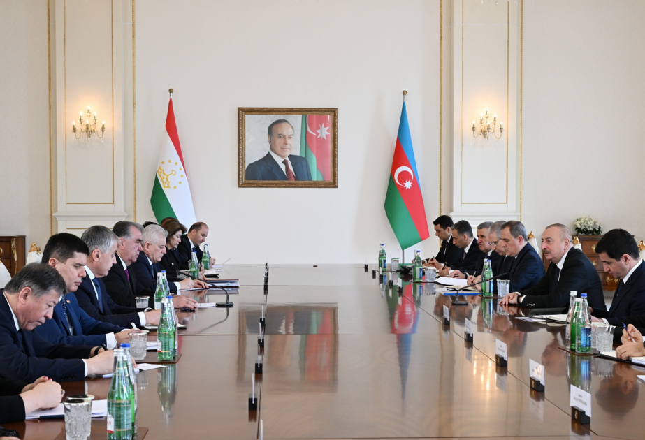 Состоялась встреча президентов Азербайджана и Таджикистана в расширенном составе  ОБНОВЛЕНО-2 ВИДЕО