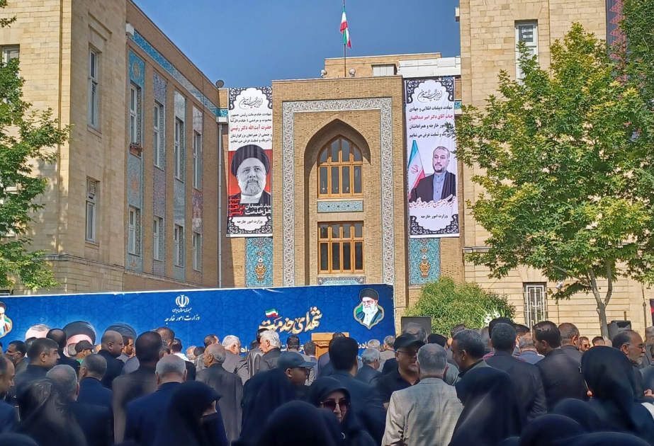 La cérémonie funéraire du ministre des Affaires étrangères Hossein Amir-Abdollahian à Téhéran