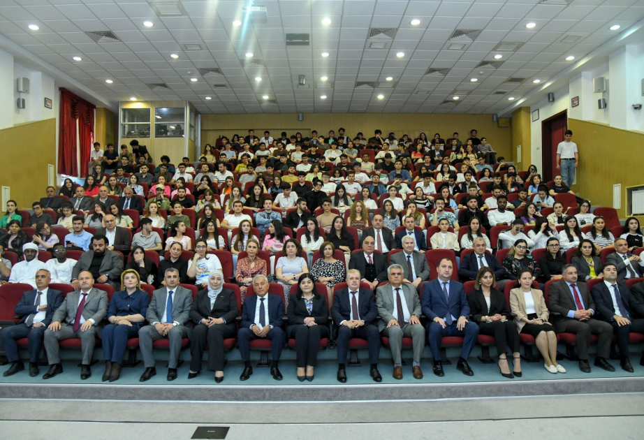 “COP29: Gənclərin iqlim hərəkatına çağırışı” - BMU-da simpozium