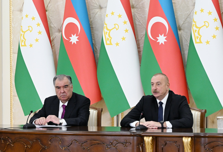 الرئيس إلهام علييف: أيام ثقافة طاجيكستان المنظمة في أذربيجان حدث مهم في العلاقات الثنائية