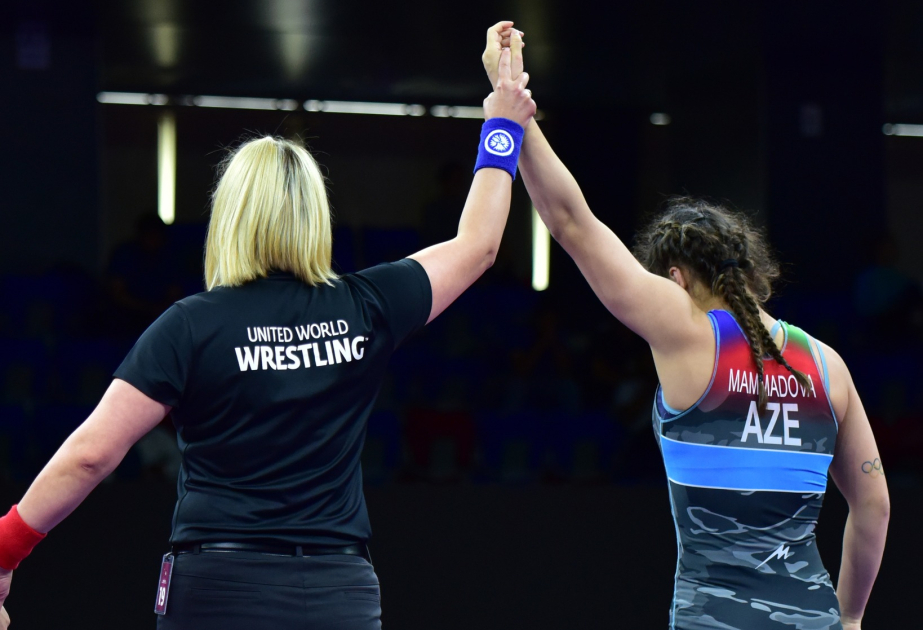 Azerbaijani female wrestler grabs European bronze in Baku