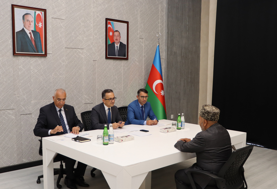 Dini Qurumlarla İş üzrə Dövlət Komitəsinin sədri Şamaxıda vətəndaşlarla görüşüb