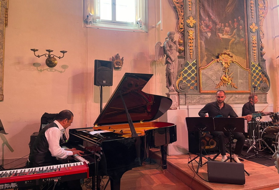 Stokholmda Azərbaycanın Müstəqillik Gününə həsr olunmuş konsert təşkil edilib
