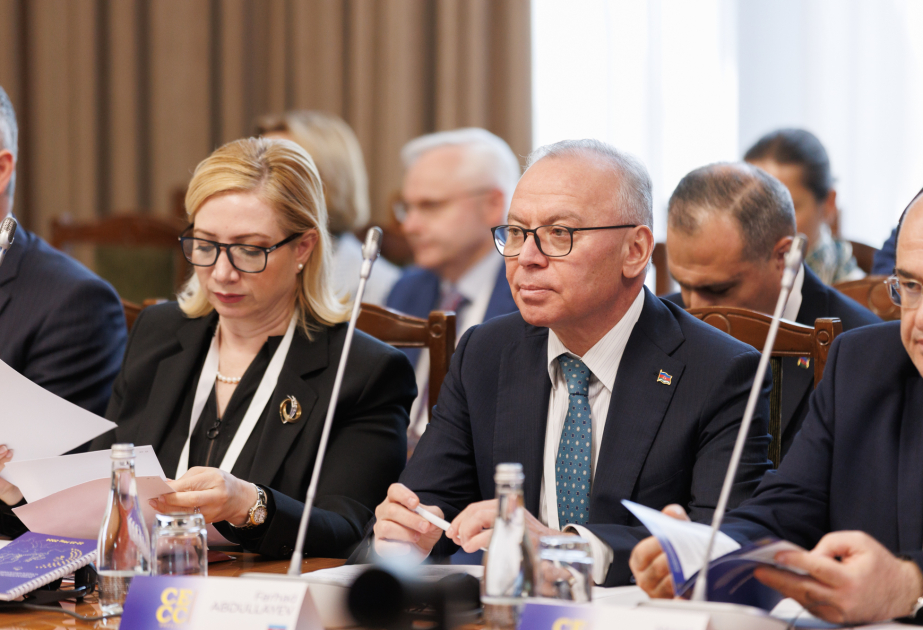 Председатель Конституционного суда принял участие в международном мероприятии в Молдове