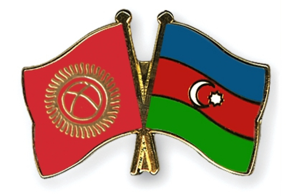 الرئيس القيرغيزستاني يهنئ الرئيس الأذربيجاني بالعيد الوطني