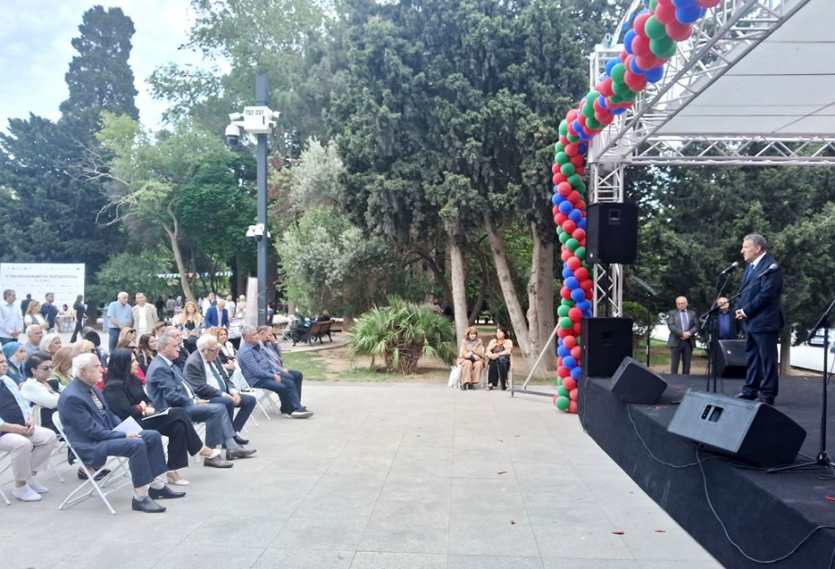 Azərbaycan Yazıçılar Birliyinin 90 illiyinə həsr edilmiş panel keçirilib