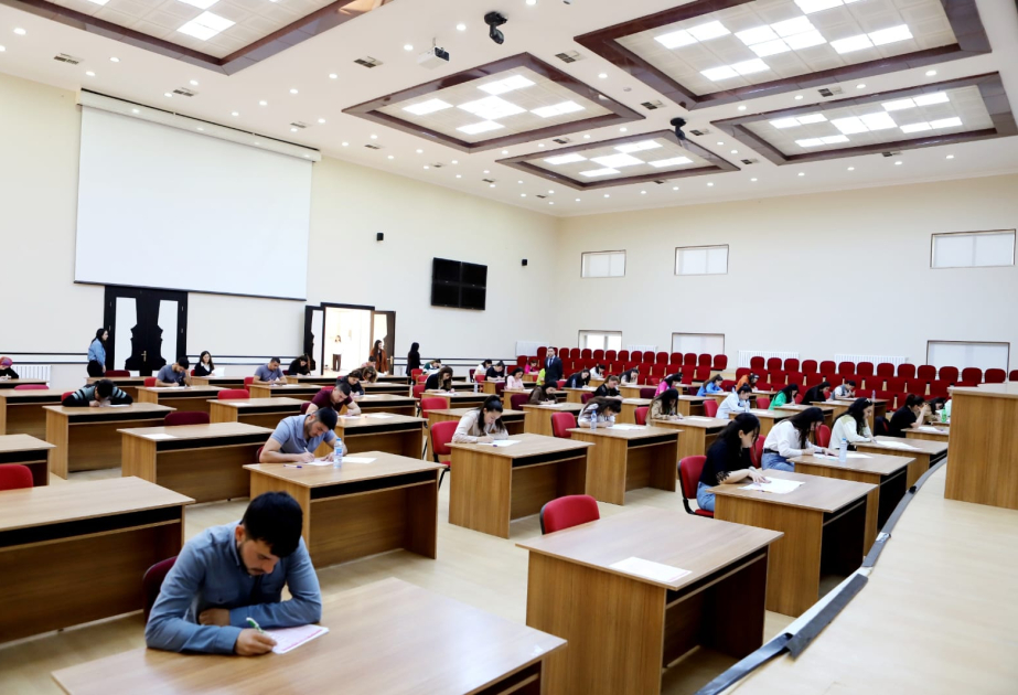 Naxçıvanda təhsil ocaqlarında vakant olan vəzifələr üzrə müsabiqə keçirilib