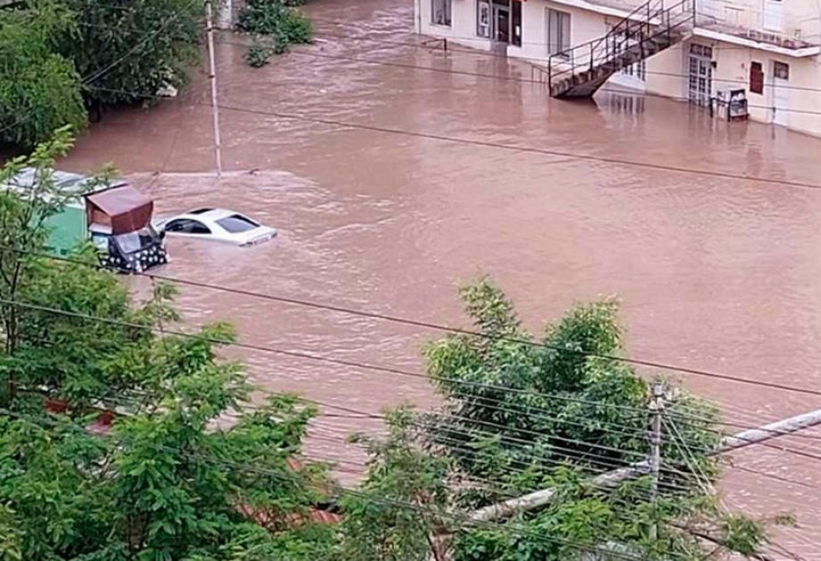 Leysan yağışları Ermənistanda azı iki nəfərin həyatına son qoyub