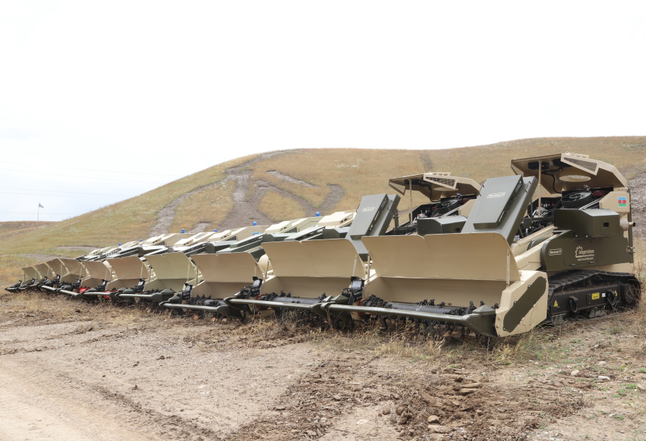 ANAMA задействовала в операциях по разминированию 10 единиц техники азербайджанского производства