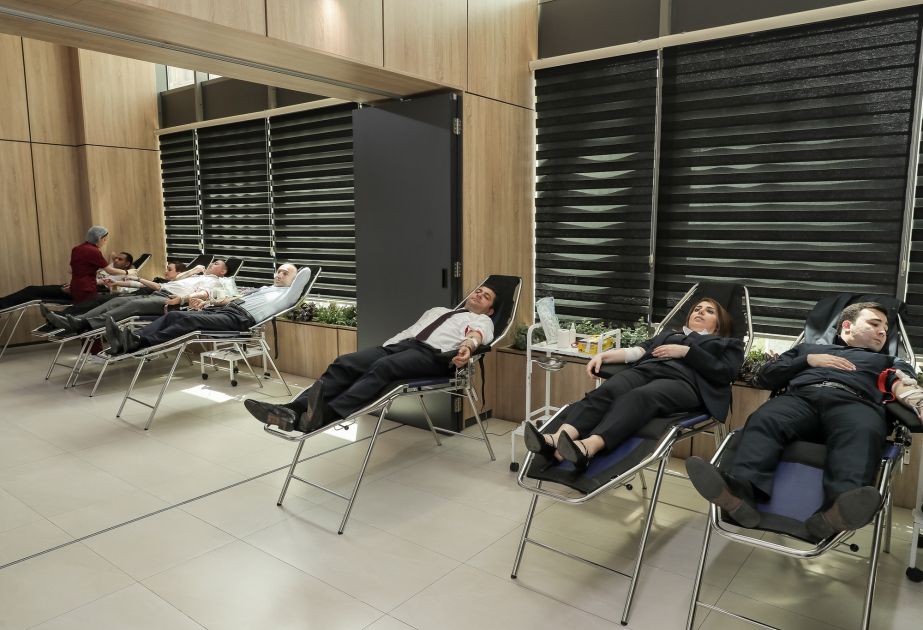 ƏƏSMN-in işçiləri qanvermə aksiyasında iştirak ediblər