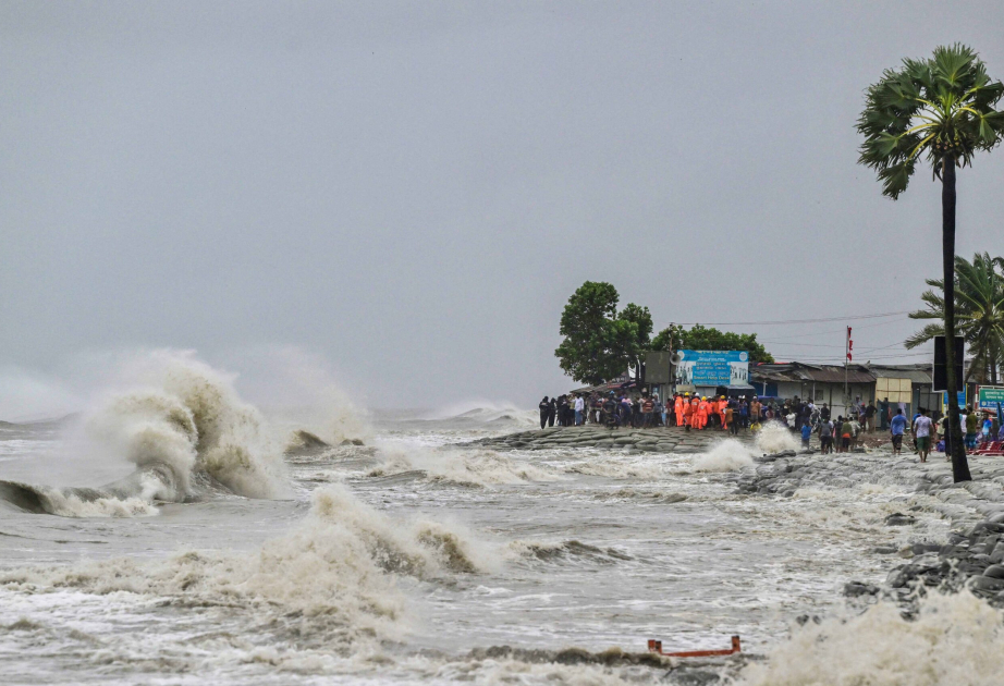 Cyclone Remal leaves 7 dead in Bangladesh