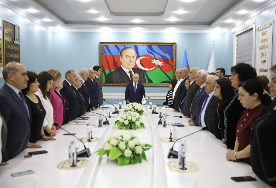 GDU-da Müstəqillik Gününə həsr olunan dəyirmi masa keçirilib