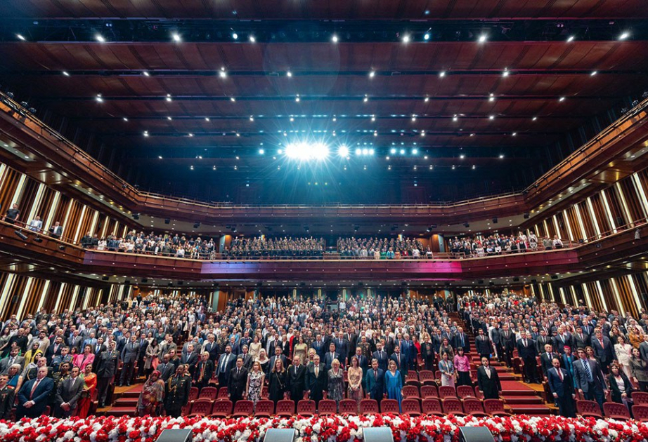 Azerbaijan Army holds series of events on Independence Day
