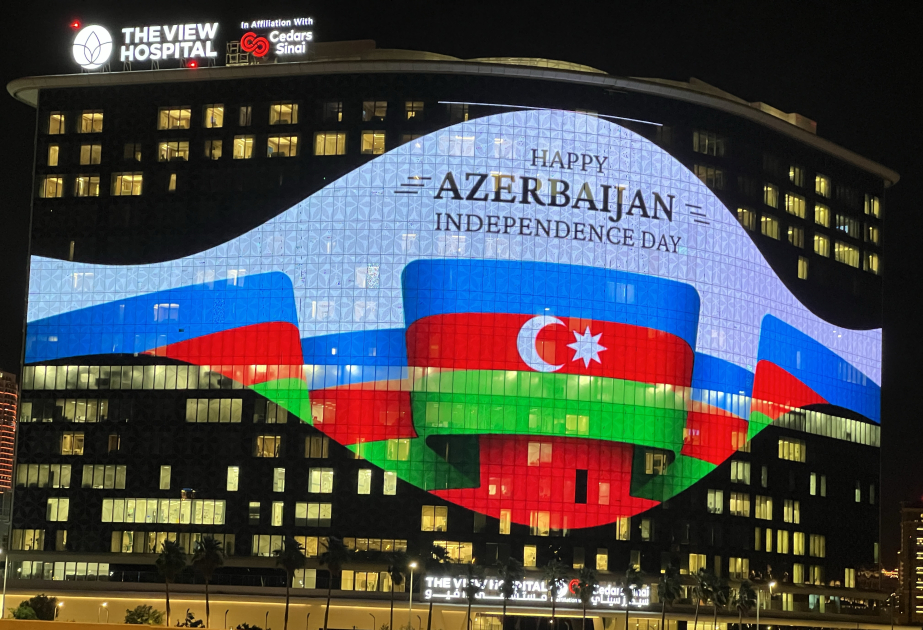 Qətərin biznes mərkəzlərinin fasadı Azərbaycan bayrağı ilə işıqlandırılıb
