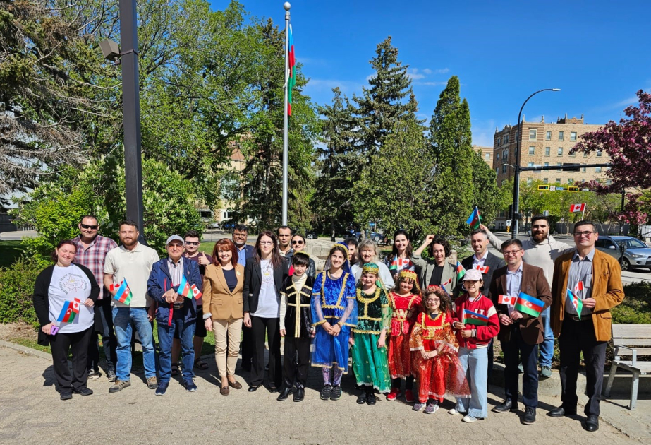 Kanadanın Regina şəhərində Müstəqillik Günü münasibətilə Azərbaycan Bayrağı qaldırılıb