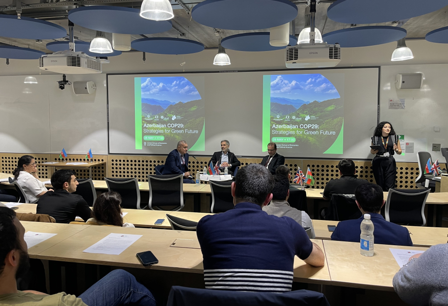 Los temas del cambio climático global se discuten en Londres en el Día de la Independencia de Azerbaiyán