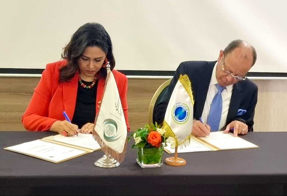 توقيع اتفاقية تعاون بين الإيسيسكو والمنظمة العربية لتكنولوجيات الاتصال والمعلومات
