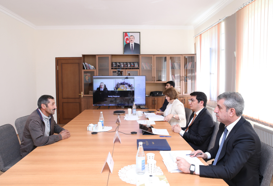 İqtisadiyyat nazirinin birinci müavini Lerikdə vətəndaşların müraciətlərini dinləyib