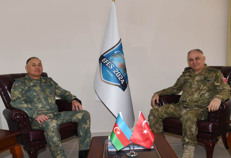 Chief of General Staff of Azerbaijan Army meets with his Turkish counterpart