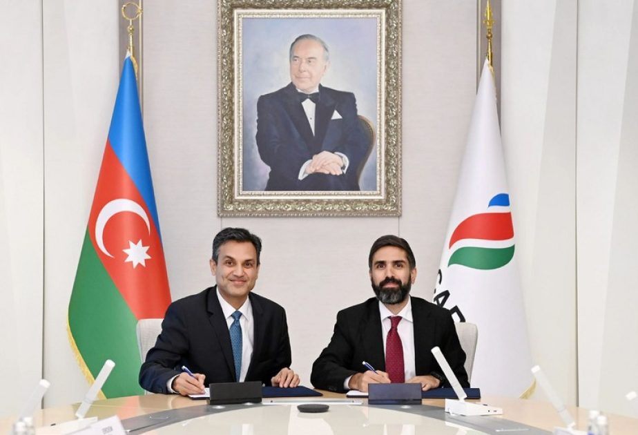 SOCAR firma un acuerdo sobre automatización en la industria energética