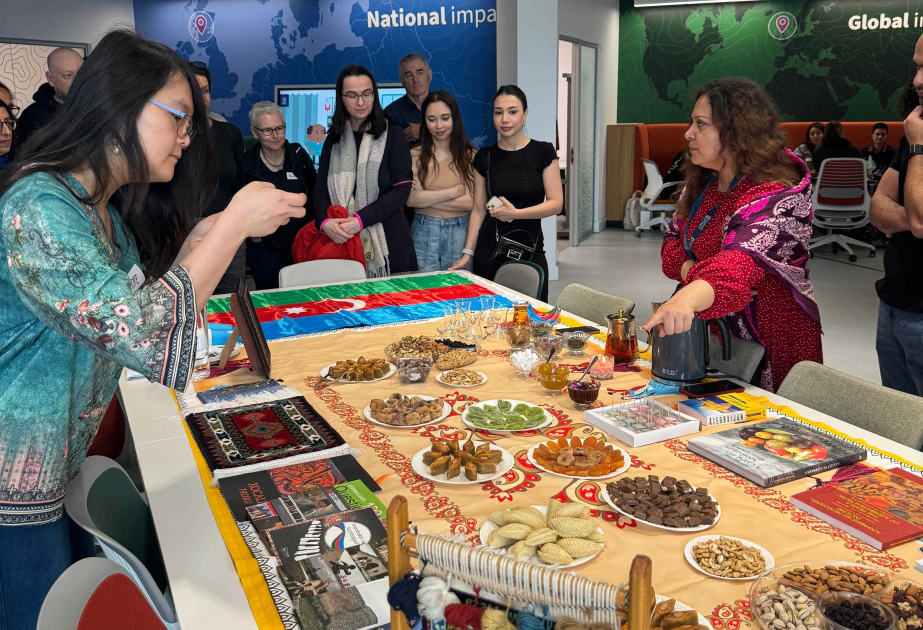 Qlazqo Universitetində keçirilən “UNESCO-nun Yay məktəbi”ndə Azərbaycan mədəniyyəti təbliğ edilib