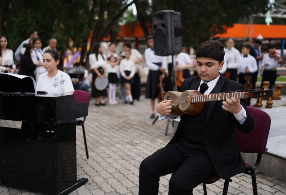 Gəncədə “Cücələrim” uşaq festivalı başlayıb