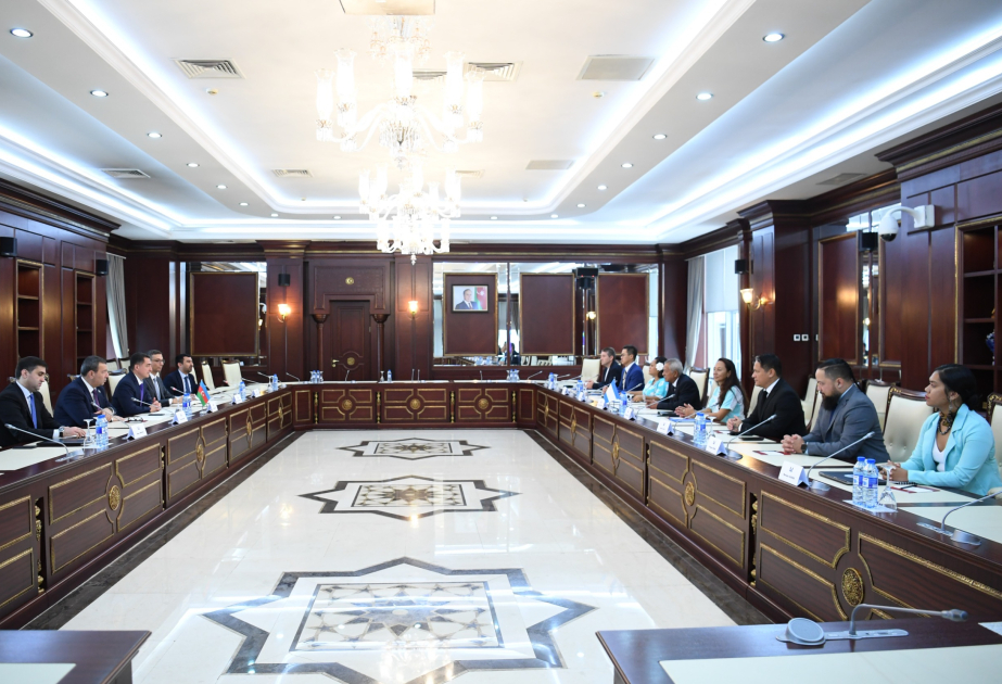 Jefe de delegación de Polinesia Francesa calificó de significativa su visita a Azerbaiyán