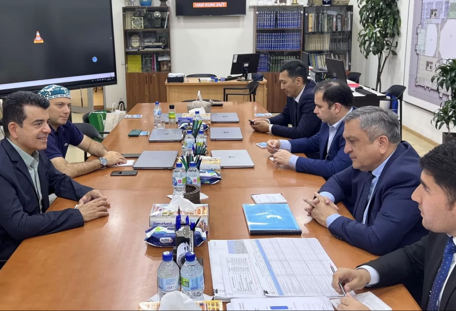 Le Directeur général de l’ICESCO visite le Centre de la civilisation islamique en Ouzbékistan
