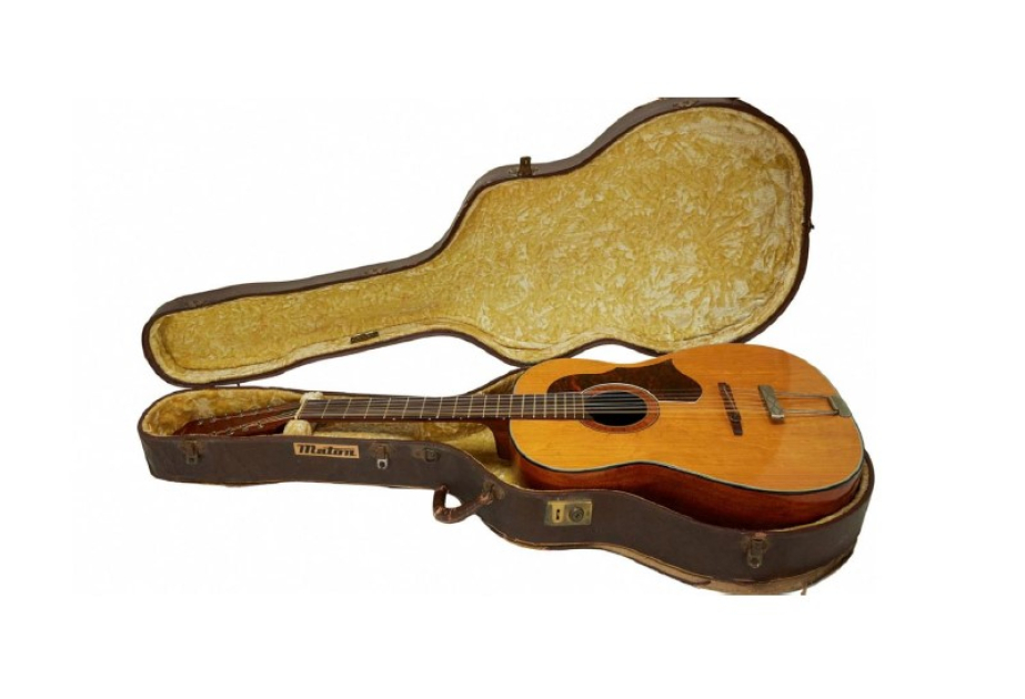 “Beatles” qrupunun 50 il bundan qabaq yoxa çıxan gitarası rekord məbləğə satılıb