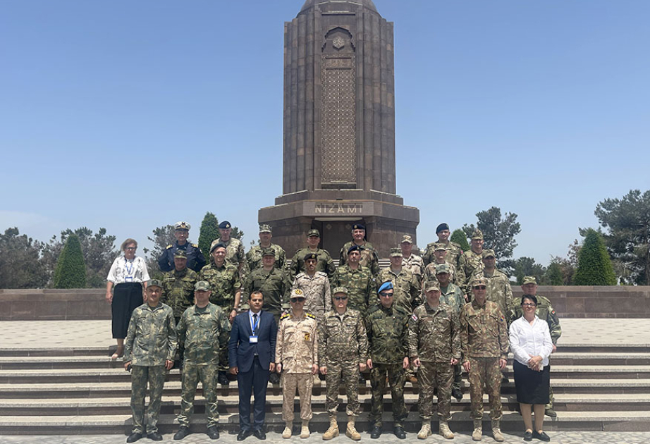 Defense Ministry: Military attachés familiarize themselves with military unit