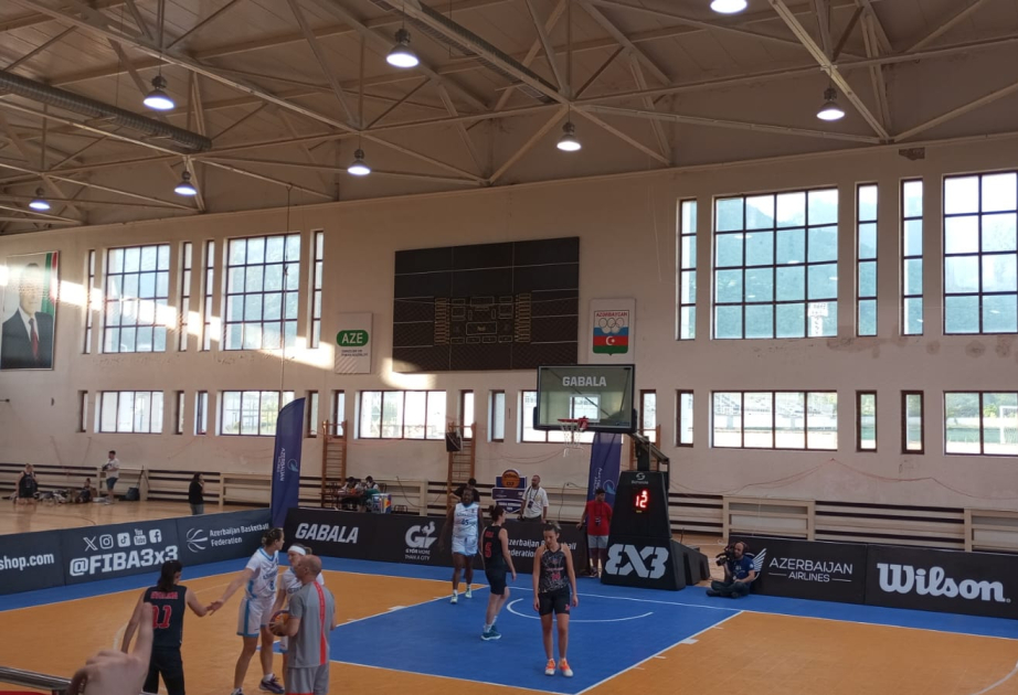 Qəbələdə beynəlxalq basketbol turniri Azərbaycan komandalarının oyunu ilə start götürüb