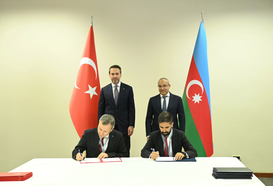 SOCAR ilə BOTAŞ arasında türkmən qazının Azərbaycandan Türkiyəyə nəqlilə bağlı müqavilə imzalanıb