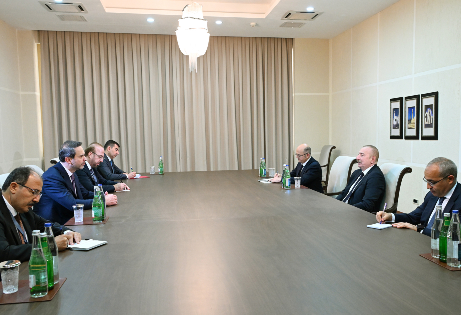 الرئيس إلهام علييف يلتقي وزير الطاقة والموارد الطبيعية التركي (محدث)