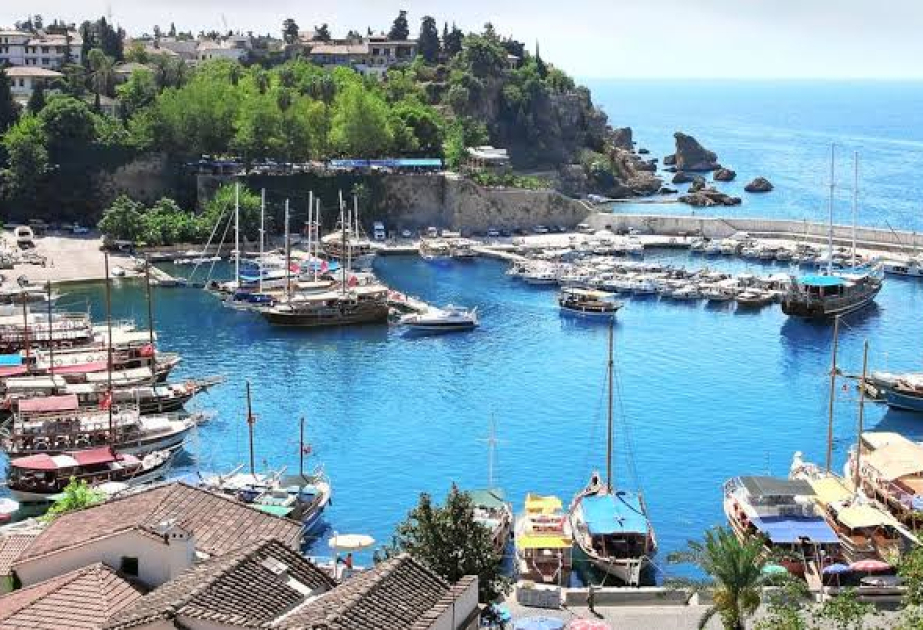 Bu ilin əvvəlindən Türkiyəni dörd milyonadək turist ziyarət edib