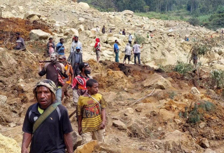 Papua-Yeni Qvineyada sürüşmə zonasında axtarış işləri dayandırılıb
