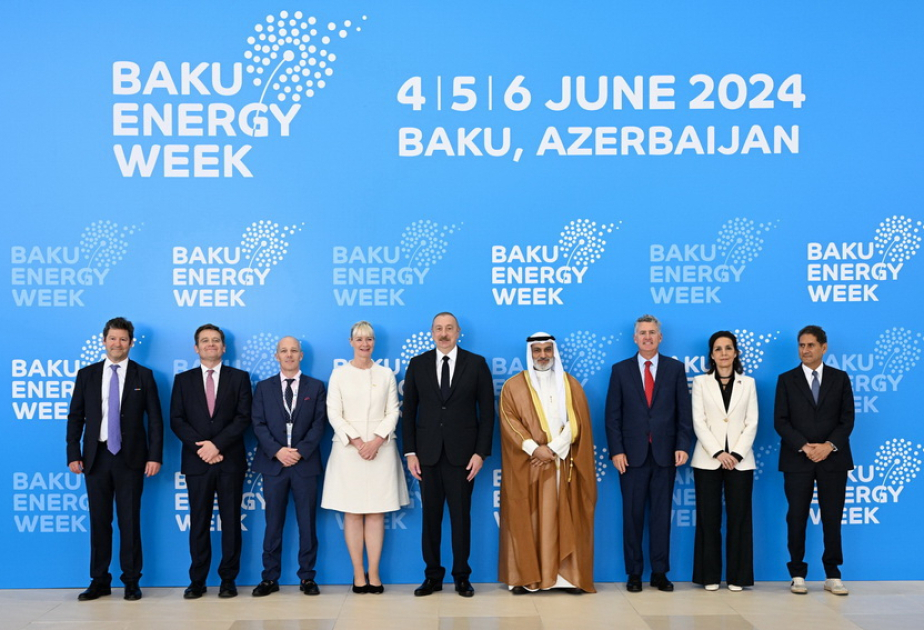 伊利哈姆·阿利耶夫总统出席巴库能源周框架内的第29届Caspian Oil&Gas和第12届Caspian Power际展览会开幕式