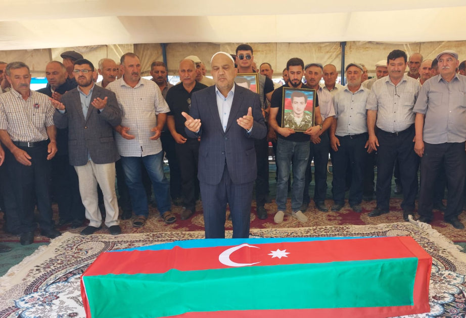 Otuz iki il öncə itkin düşən Namiq Cəfərovun nəşinin qalıqları Saatlıda torpağa tapşırılıb VİDEO